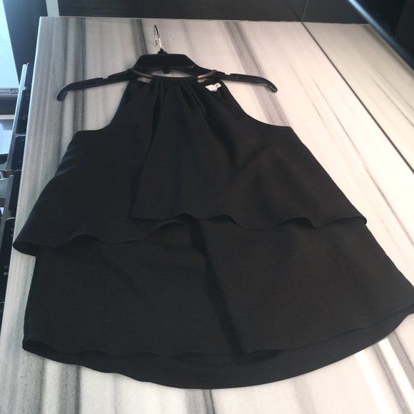 T-Bags LA (L) Black Layered Sleeveless Blouse With Metal Detail - Picture 1 of 9